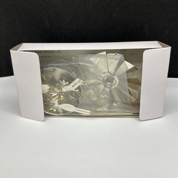 Pluto Produkter Sweden Anglaspel Reindeer Rotary Candle Holder - Picture 4 of 4